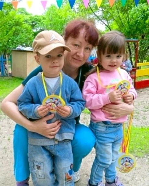 👍 Знакомьтесь: Кавалер Почётного знака города Артёма - Надия Захарова