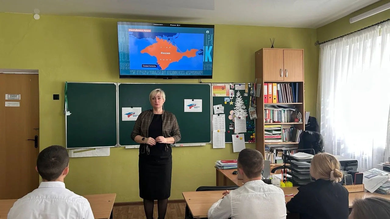 Кинопоказ документального фильма «ДНК России. Вернувшиеся территории»