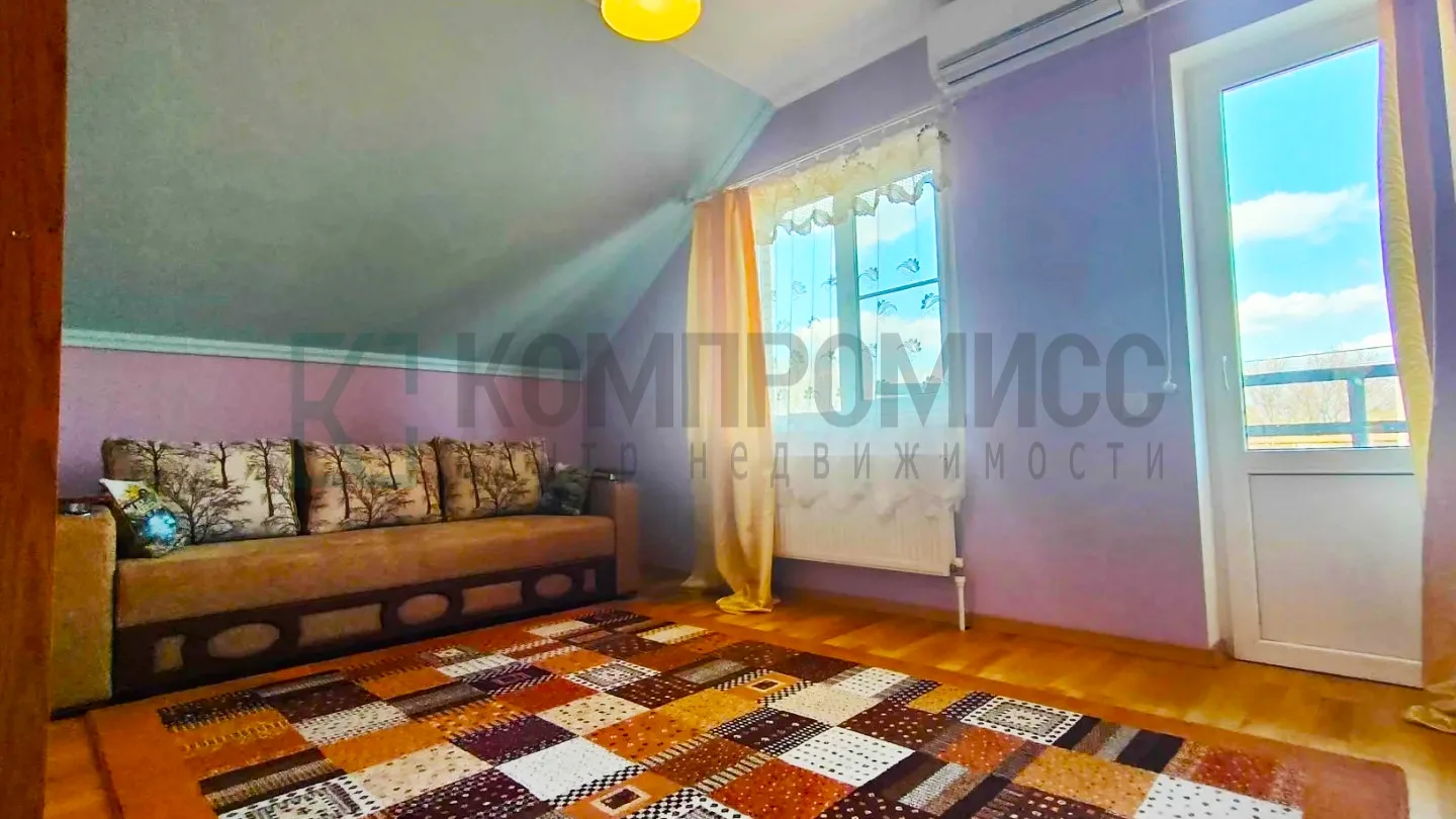 📍 Двухэтажный дом в станице Старокорсунская  🏠 Дом: ✅ 140,4 м², 2 этажа, 3 спальни ✅ Отличное жилое 