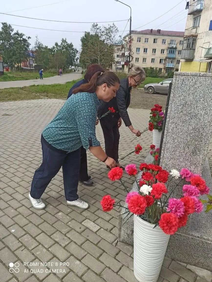 Память, которую мы храним: музей принял участие в церемонии возложения цветов на Аллее ...