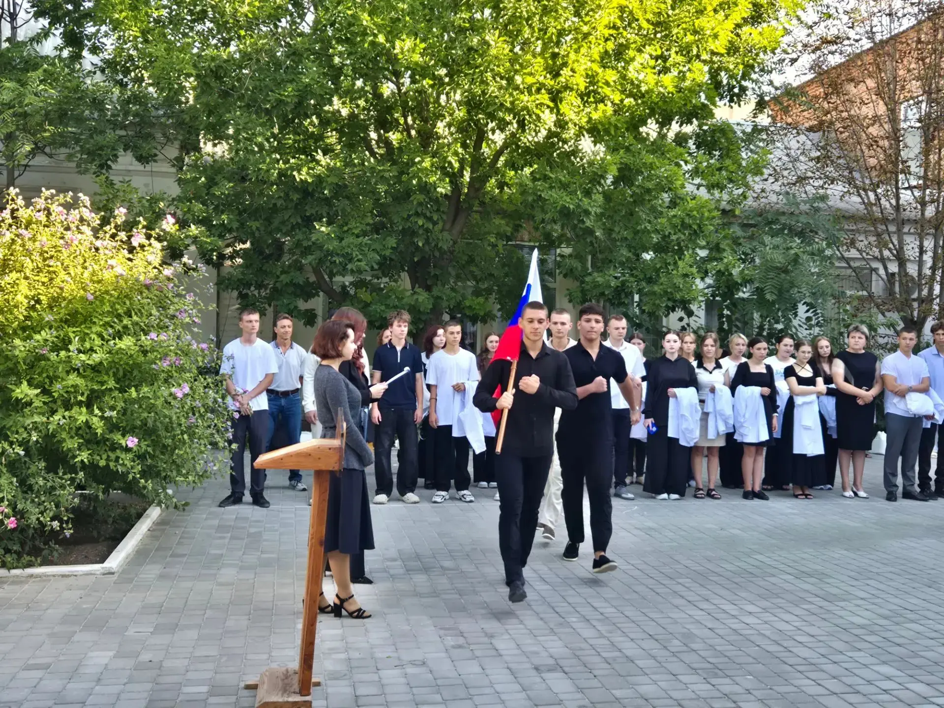 🎉 Добро пожаловать в дружную студенческую семью! 🎉