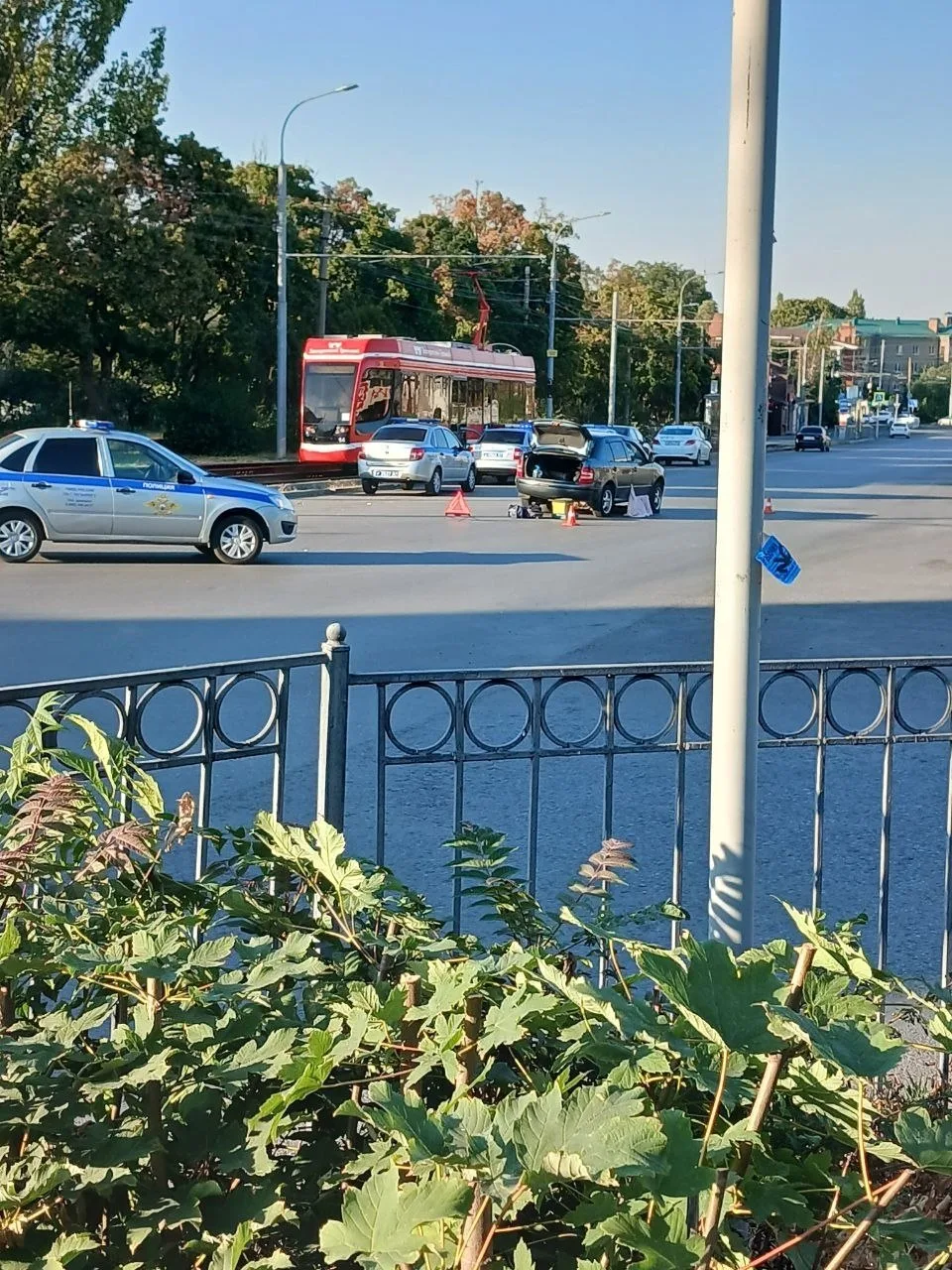 🚨 🚔 ‼ В Таганроге водитель "Шкоды" насмерть сбил 79-летнего пенсионера на пешеходном ...