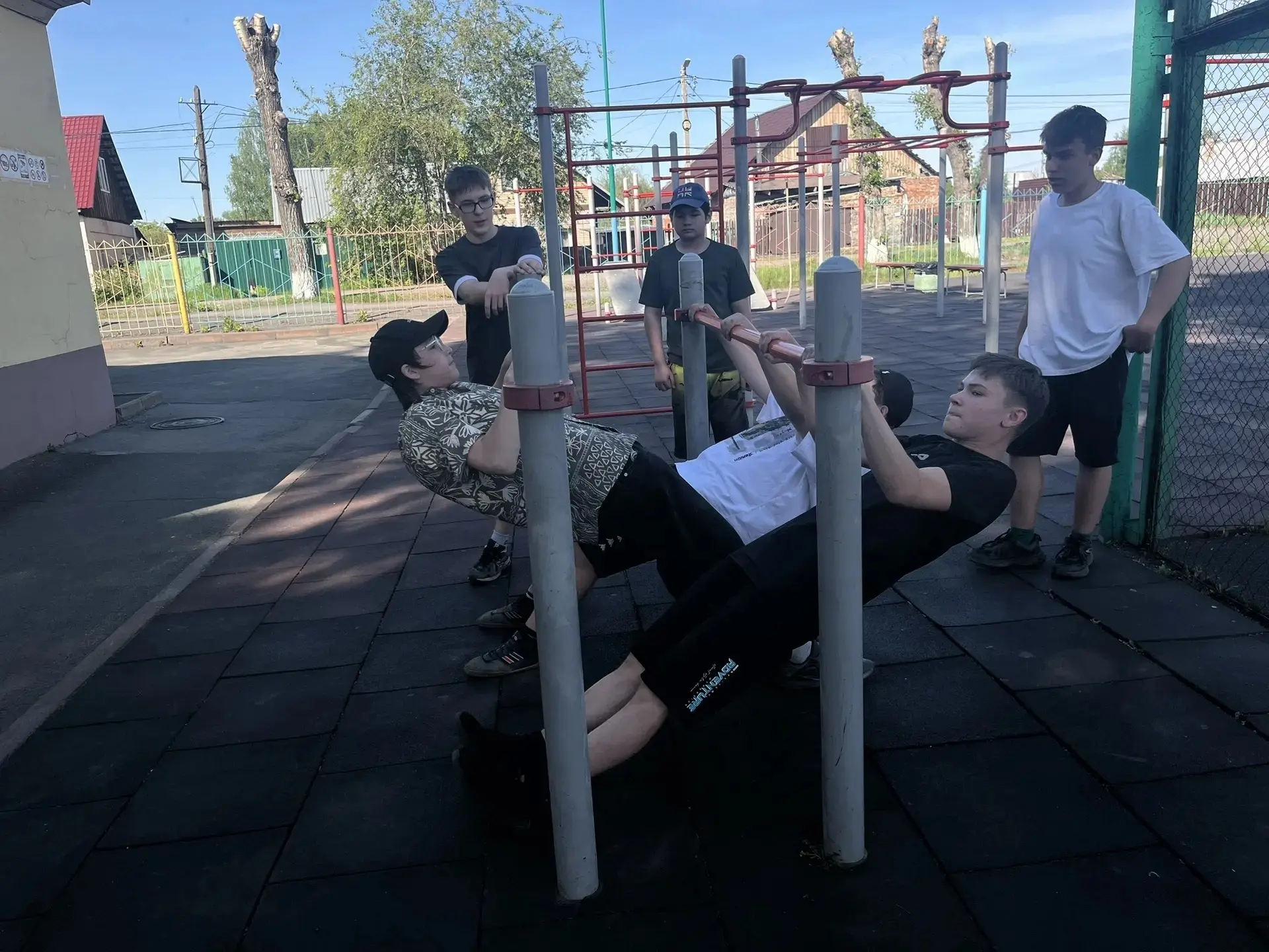 🌞 Лето в самом разгаре — и наша летняя спортивная площадка уже живёт яркой, динамичной жизнью! 🌞

