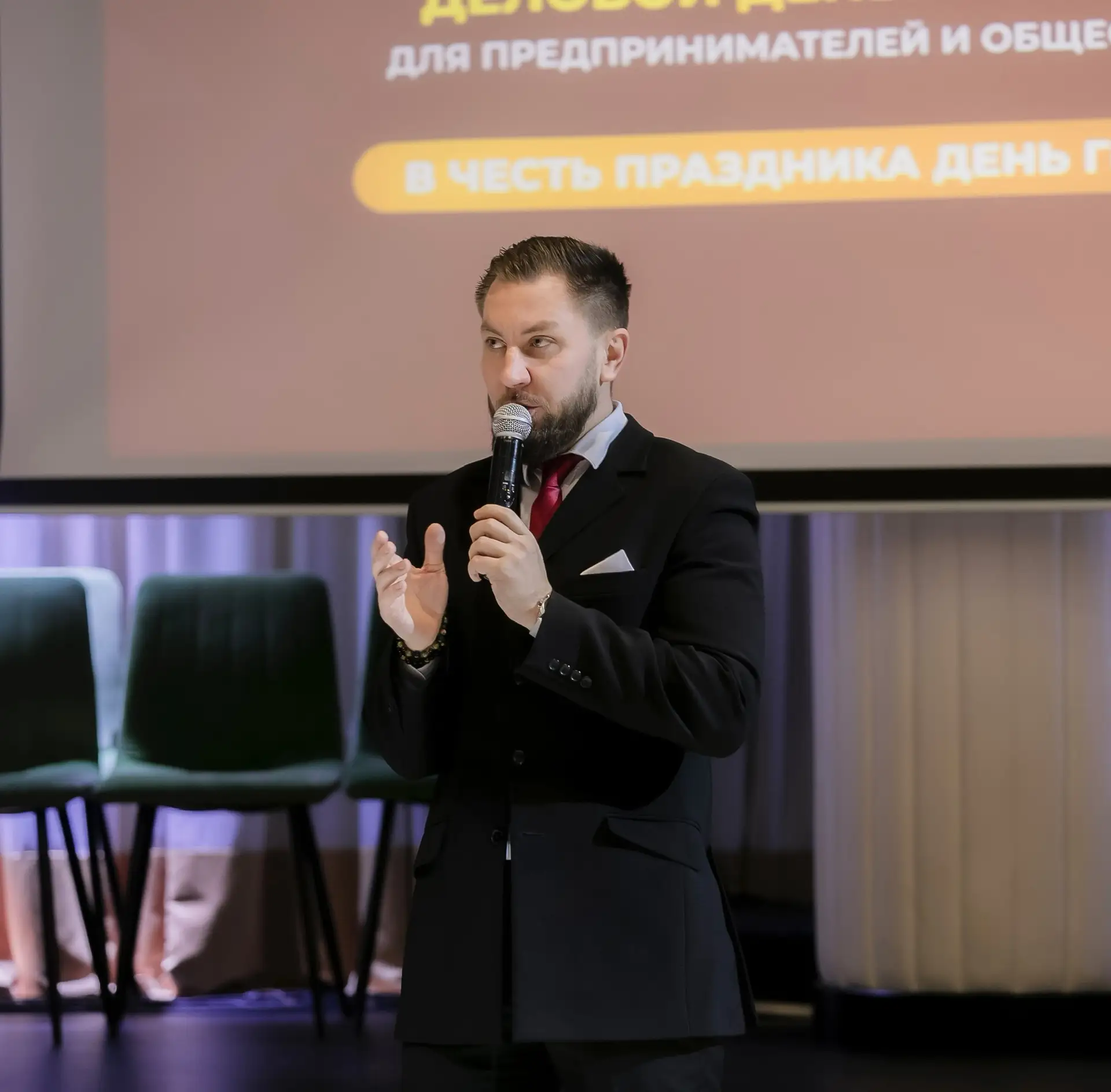 Принял участие в качестве экспертного жюри ежегодной премии «Русский Лотос - 2025». Участвовал в пан