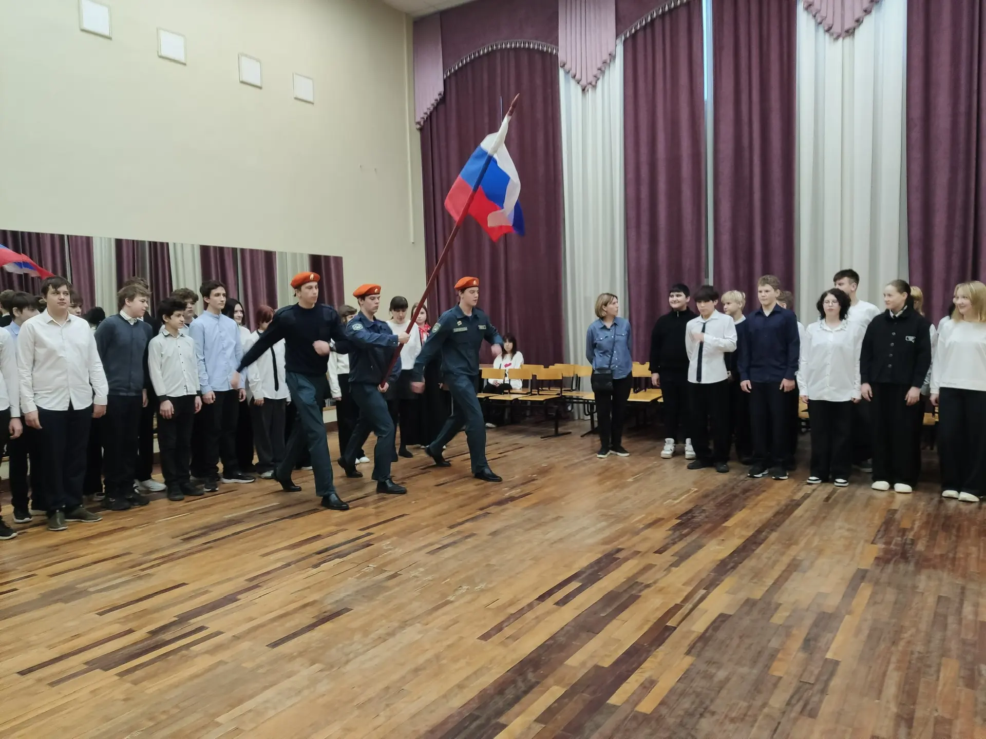 🇷🇺НАЧАЛО НОВОЙ УЧЕБНОЙ НЕДЕЛИ🇷🇺 02 марта 2026 г. еженедельная стартовая линейка была проведена для у