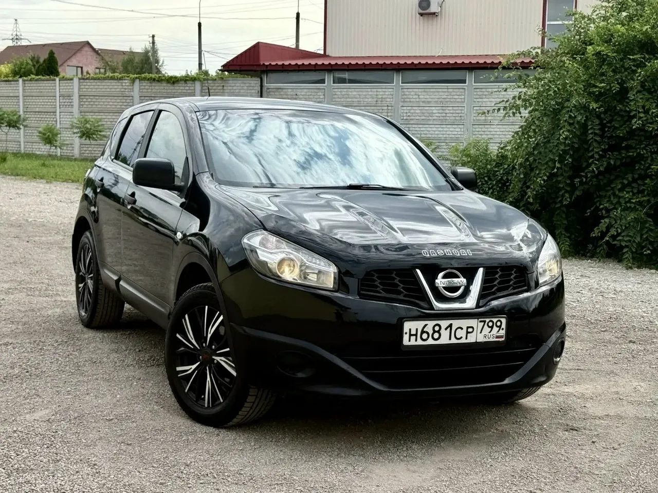 Продам Nissan Qashqai 2010г. Двигатель 2.0 бензин. КПП - Вариатор. Пробег 205.000км. Ма...