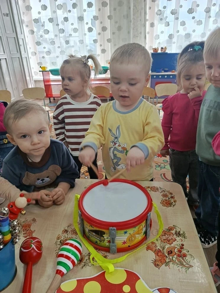 🎵 Маленькие исследователи большого мира звуков! В группе раннего возраста сегодня было...