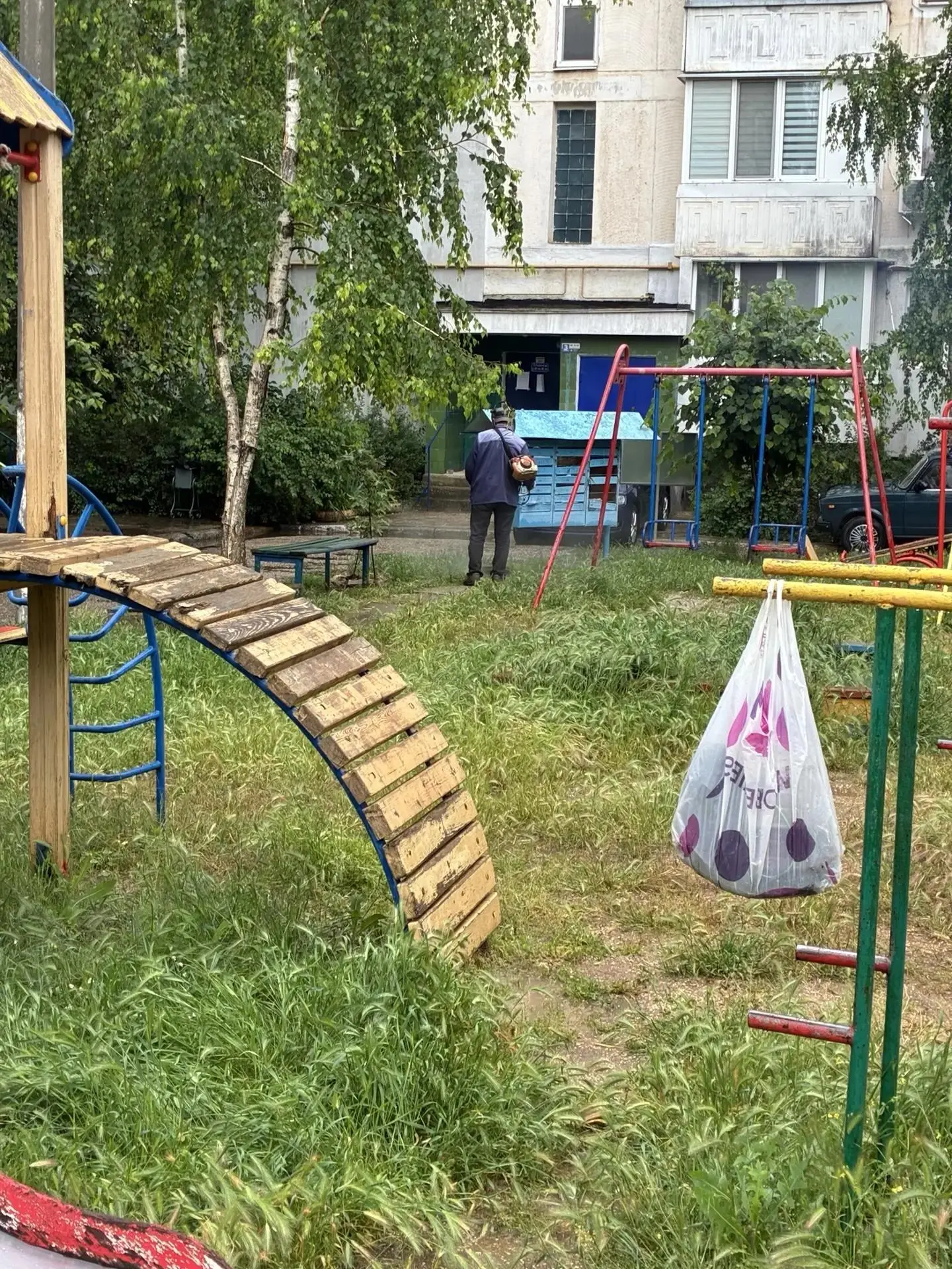 Покос травы 08.06.26 г. по ул.Курортная 23