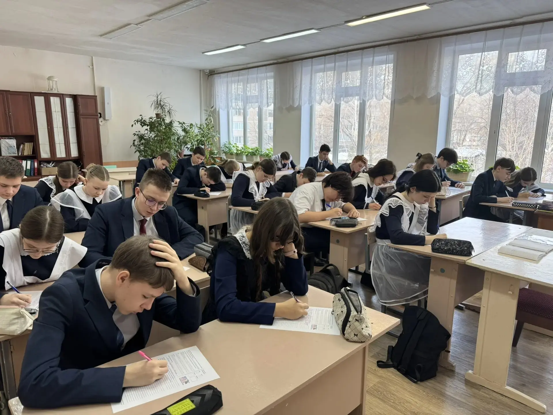 Акция «Россия - семья семей»  ✅18 марта, в день воссоединения Крыма с Россией, по всей стране старто