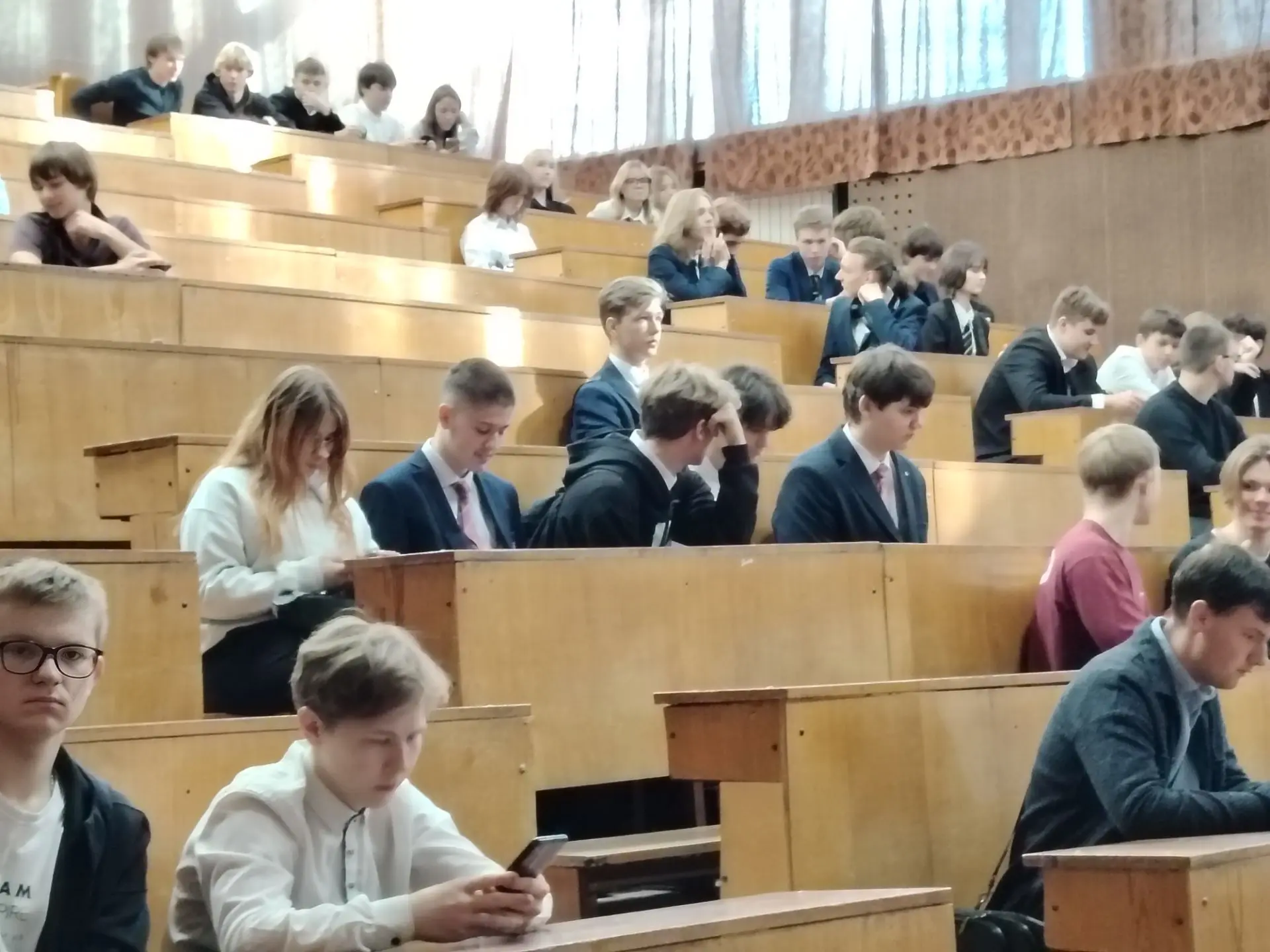 Будущие инженеры и предприниматели примерили на себя роль студентов ЛГТУ. Наши профильн...