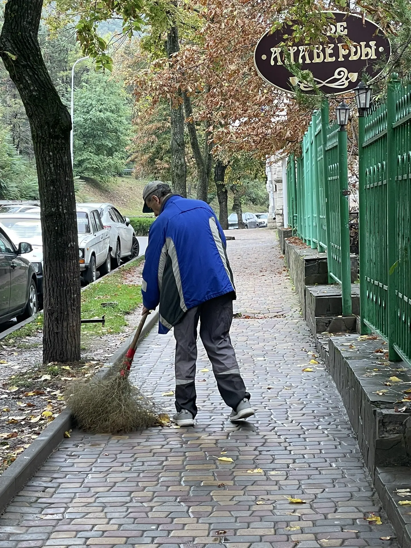 Мои первые два дня в Пятигорске это невероятный контраст между тихой неспешностью осенн...