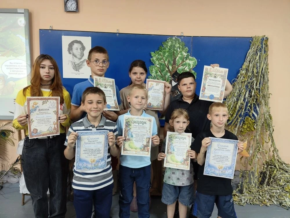 Ребята из летнего лагеря погрузились в творческое наследие великого мастера слова. Для них состоялся