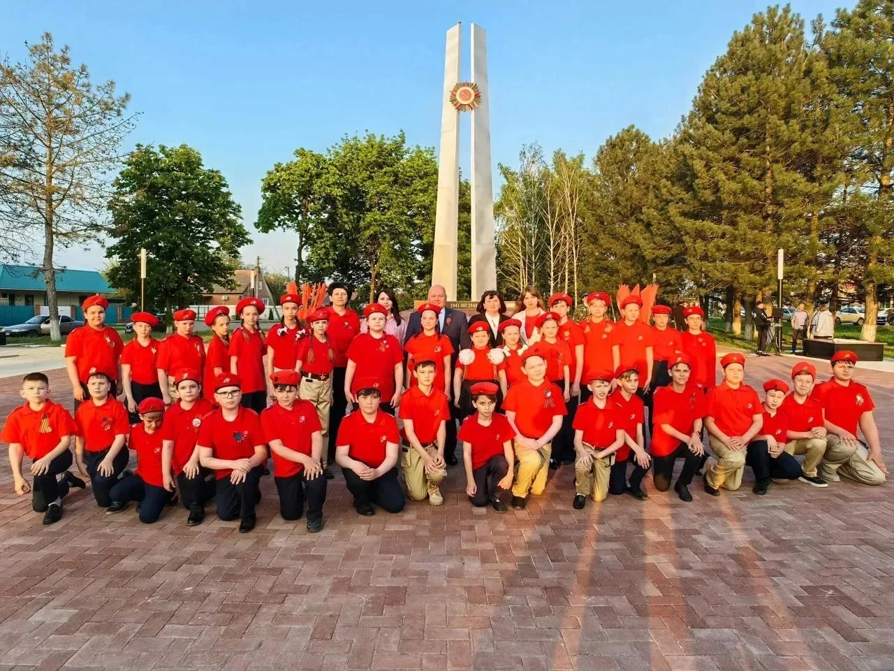 🎖 800 юнармейцев Белоглинского района – 10 лет в строю!  28 мая 2026 года Всероссийское детско-юноше
