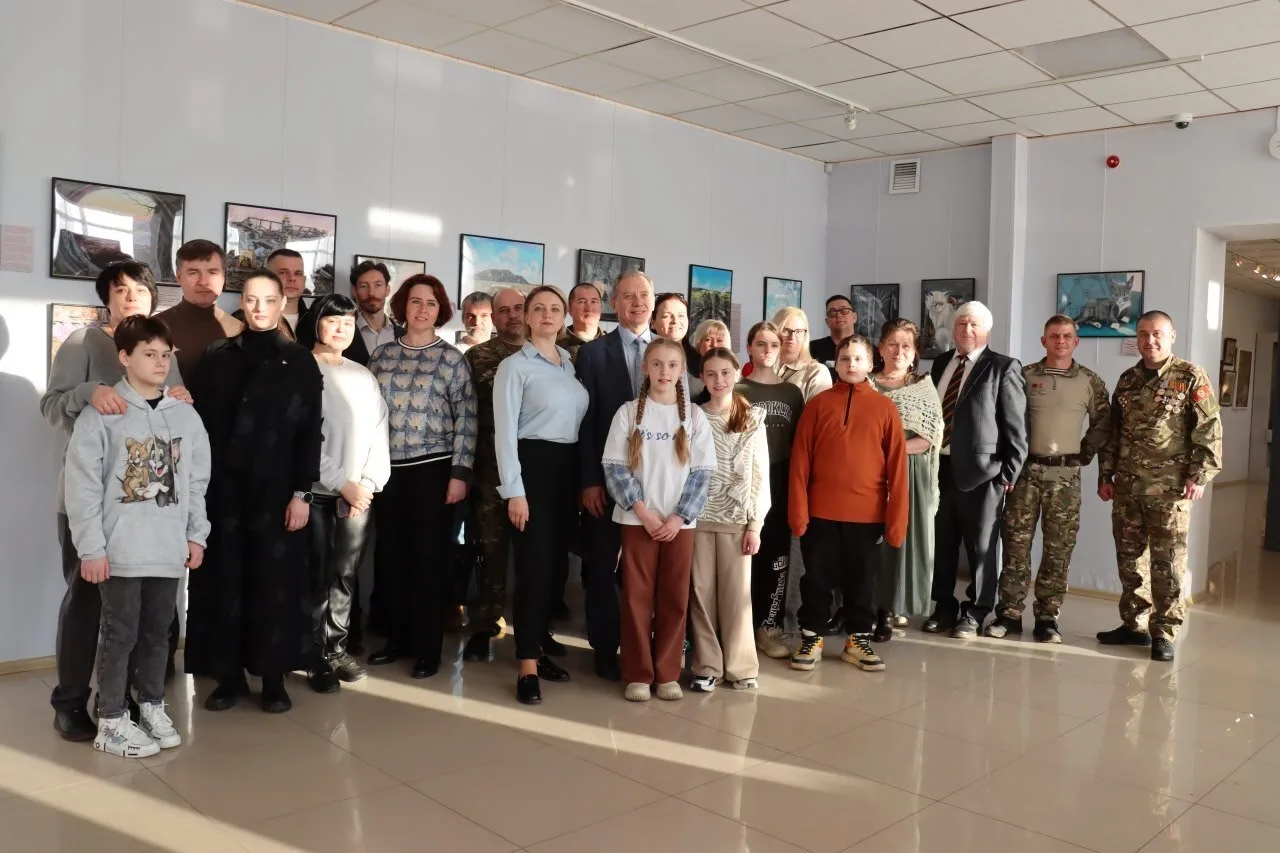 🖼Из зоны боевых действий — в галерею: ветераны СВО посетили экспозицию в Ступино