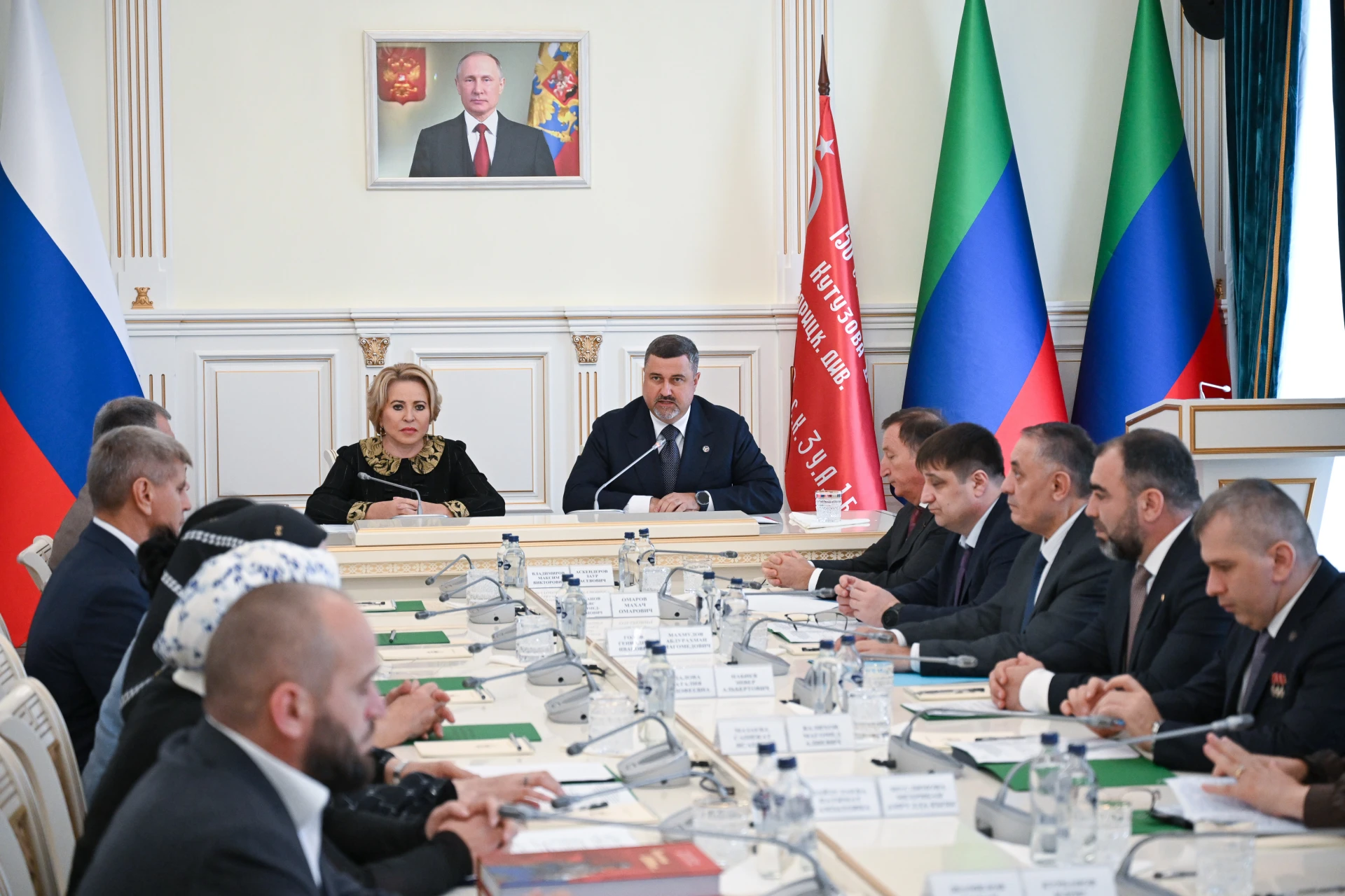 Состоялась встреча Валентины Матвиенко с представителями общественных организаций, оказ...