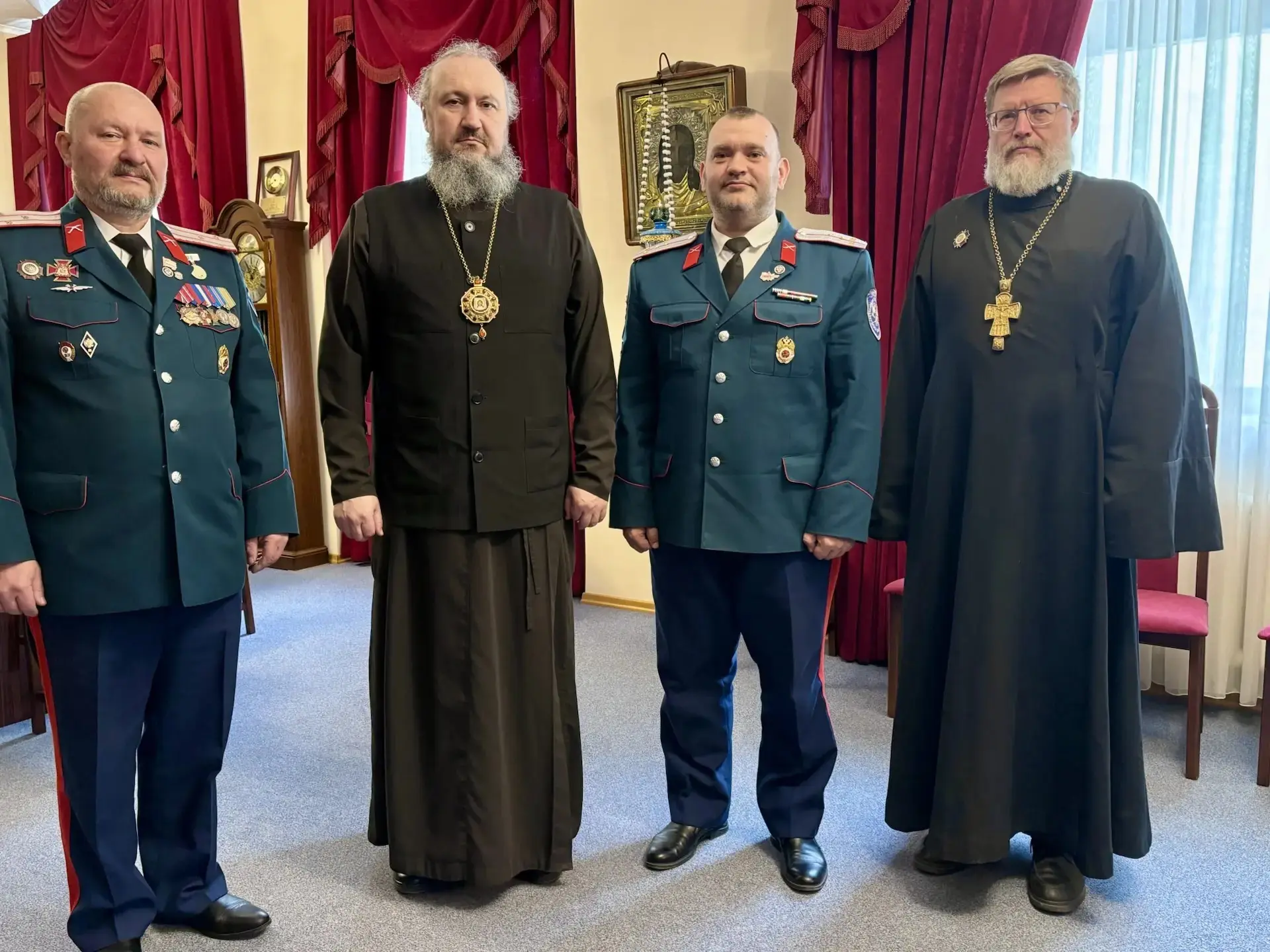 🔥 Митрополит Новосибирский и Бердский Варфоломей провёл рабочую встречу с представител...