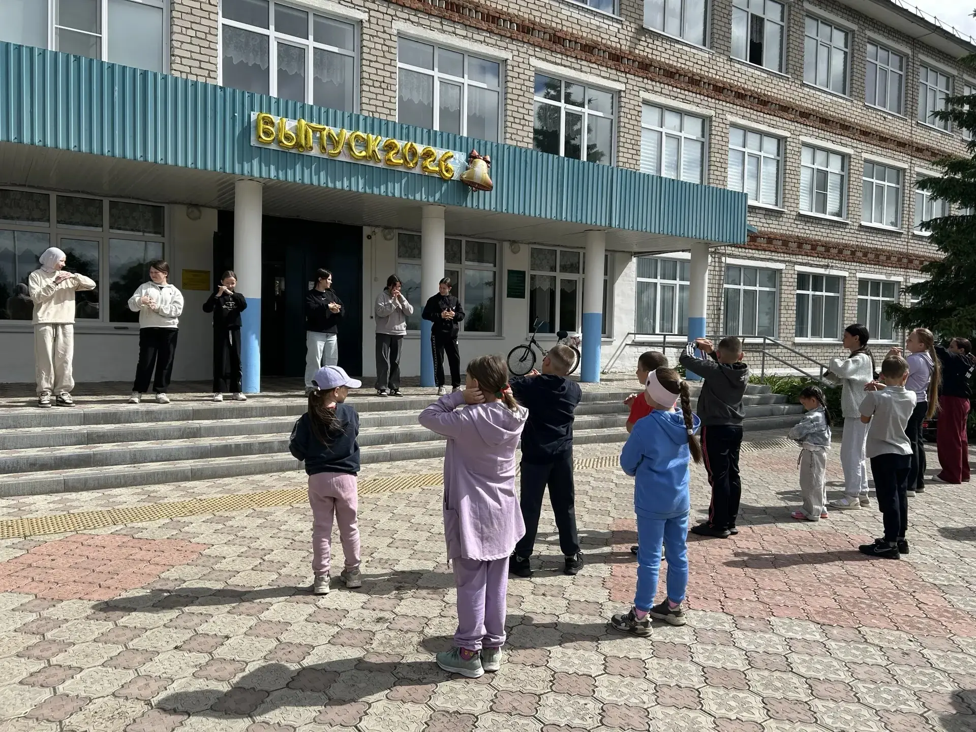День 7. «В мире профессий»

Какой же потрясающий получился день! Седьмой день смены в лагере запомни