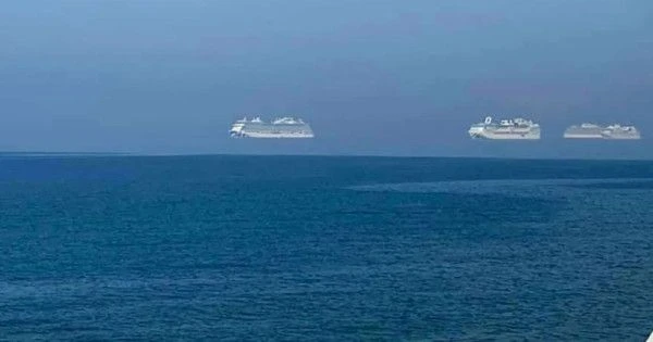 Фата Моргана👀
Оптическое явление, возникающее из-за преломления света в слоях воздуха с разной темп