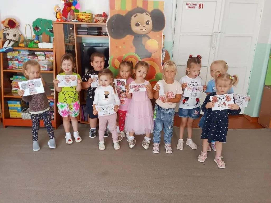 🍊🎂 Апельсиновый сюрприз: День рождения Чебурашки в «Ягодках»! 🎁✨