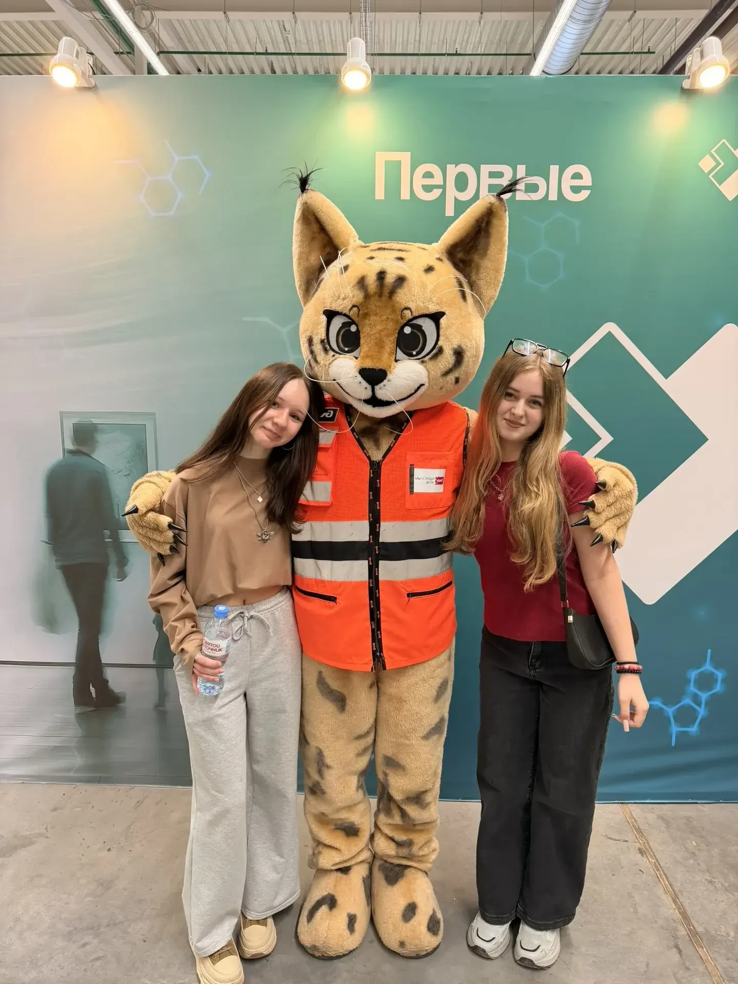 НАУЧНАЯ ВСЕЛЕННАЯ ПЕРВЫХ  С 10 по 13 апреля в Перми проходит масштабное мероприятие, организованное 