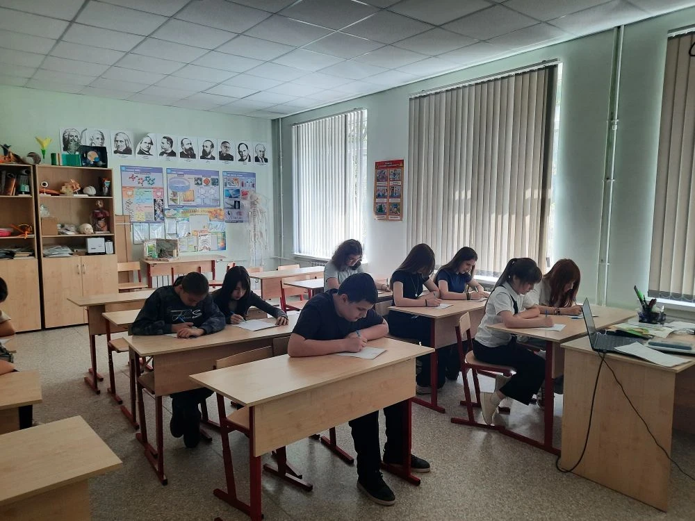 Обучающиеся ГБОУ "Новотроицкая школа 4 Волновахского м.о." приняли участие во Втором вс...