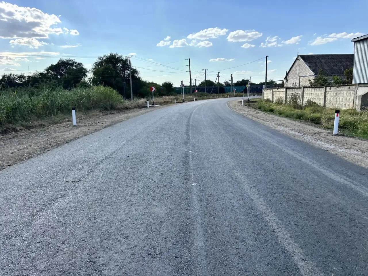 Продолжаем приводить в порядок наши дороги. К 1 сентября, благодаря национальному проек...