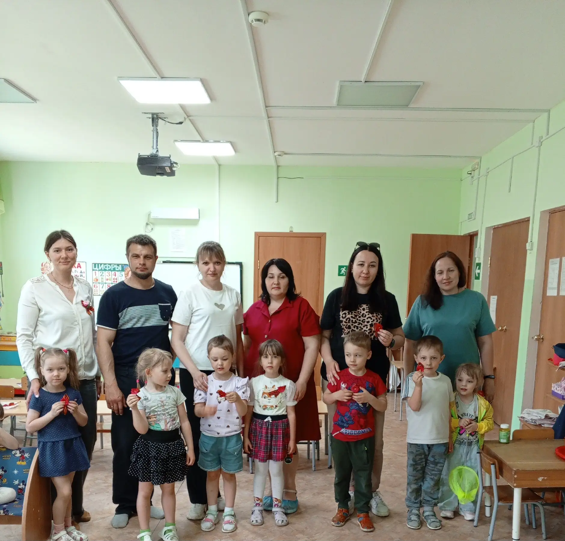 Мастер‑класс: брошь «Георгиевская ленточка» к 9 Мая🎗️