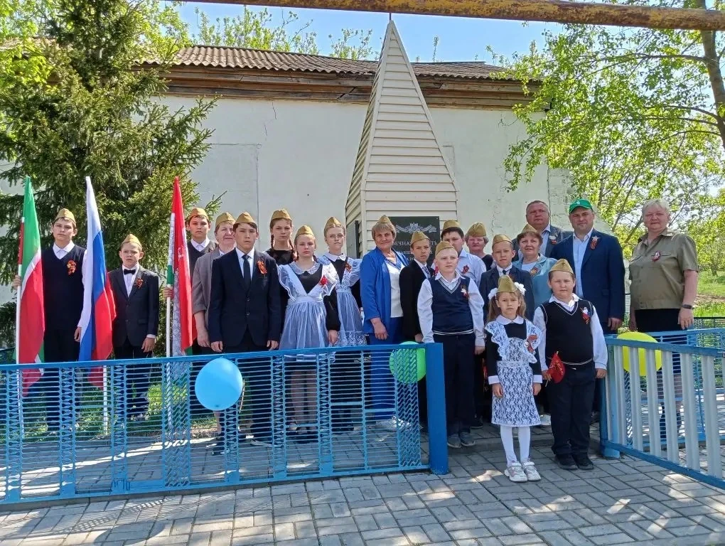 🕊️ Дорогие ветераны, труженики тыла, все, кто хранит память о Великой Победе!