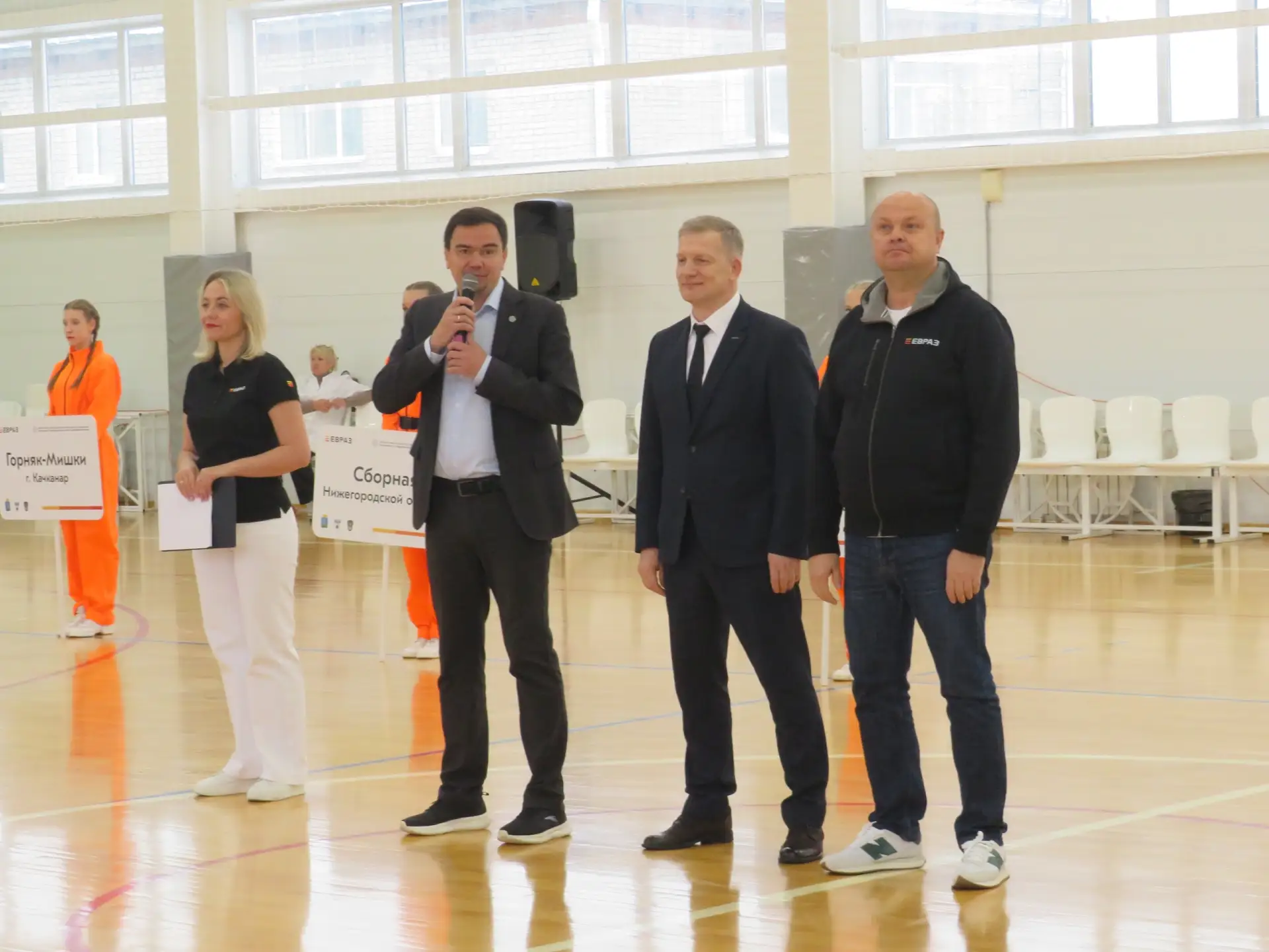 Сегодня в Качканаре было по-настоящему жарко! На площадке ЕВРАЗ-Арены «Олимп» стартовал...