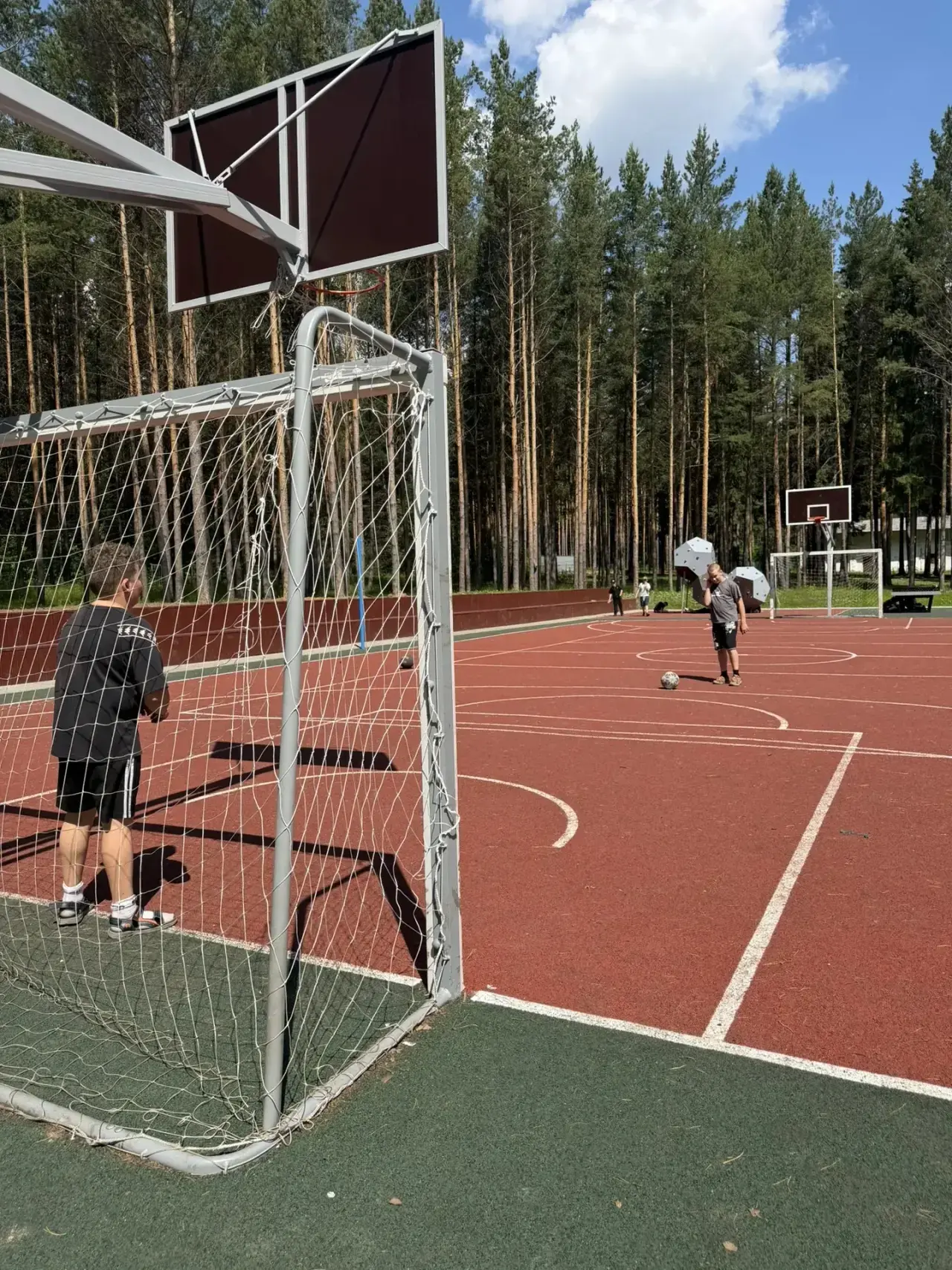 Активируем Код Здоровья: жаркие спорт-часы на стадионе! 👟🏆

Движение — это жизнь, а в «Мечте» это 