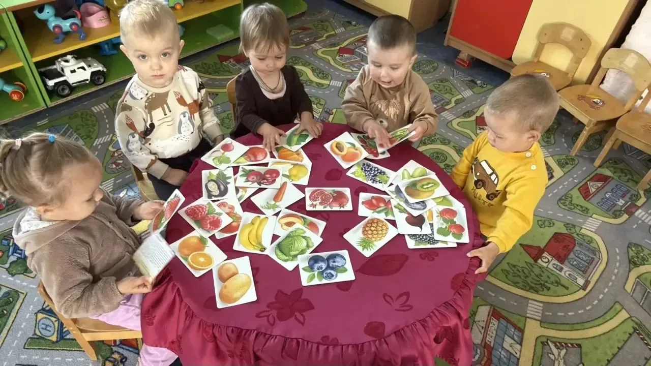 🍂Настала осень — и в группе «Кроха» 👶настоящее осеннее приключение! Воспитанники с бо...
