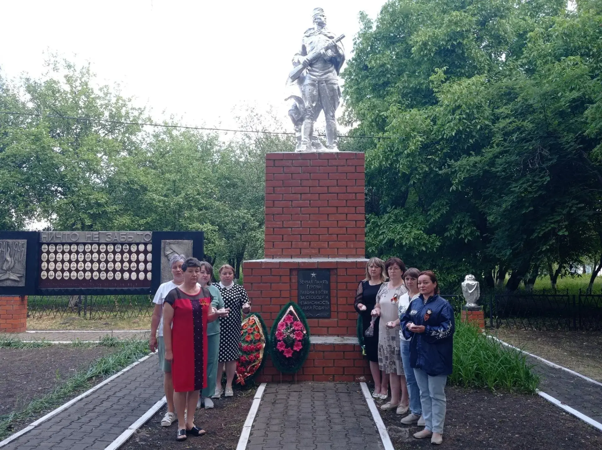 В День памяти и скорби мы вспоминаем тех, кто с оружием в руках встретил врага, о трагических событи