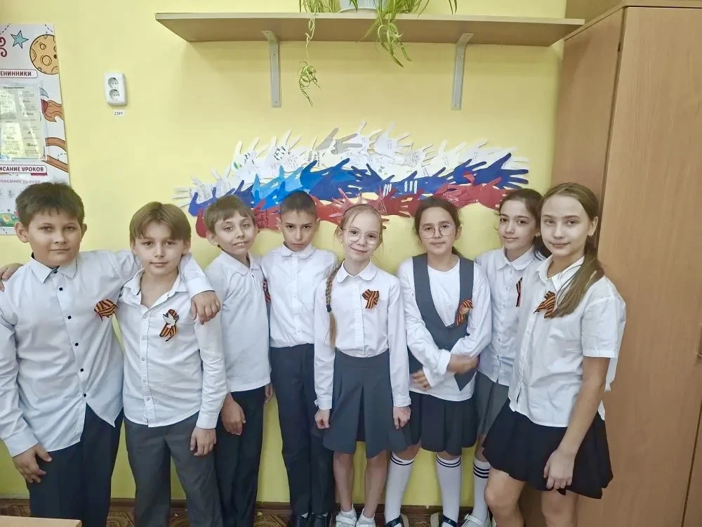 В нашей школе прошла Региональная акция «Сила Победы в единстве народов!», посвящённая ...