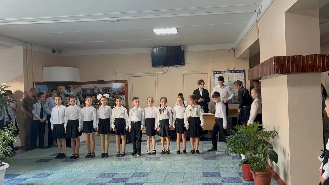 📣Сегодня в нашей школе состоялся замечательный концерт, посвящённый Международному Женскому Дню.  🎉М