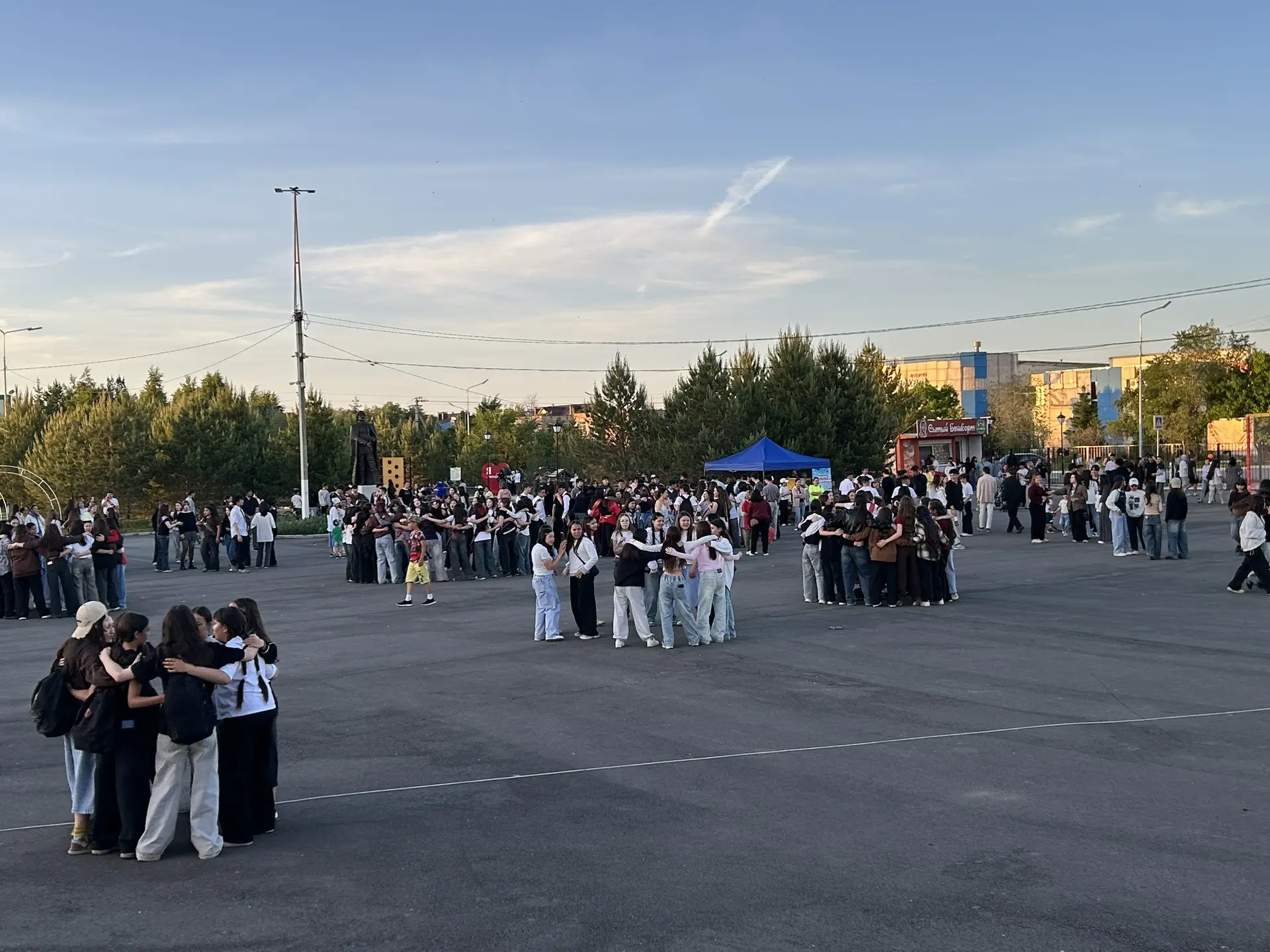 Молодежно-подростковый клуб «Нур» совместно с Движением Первых организовали «Выпускной ...