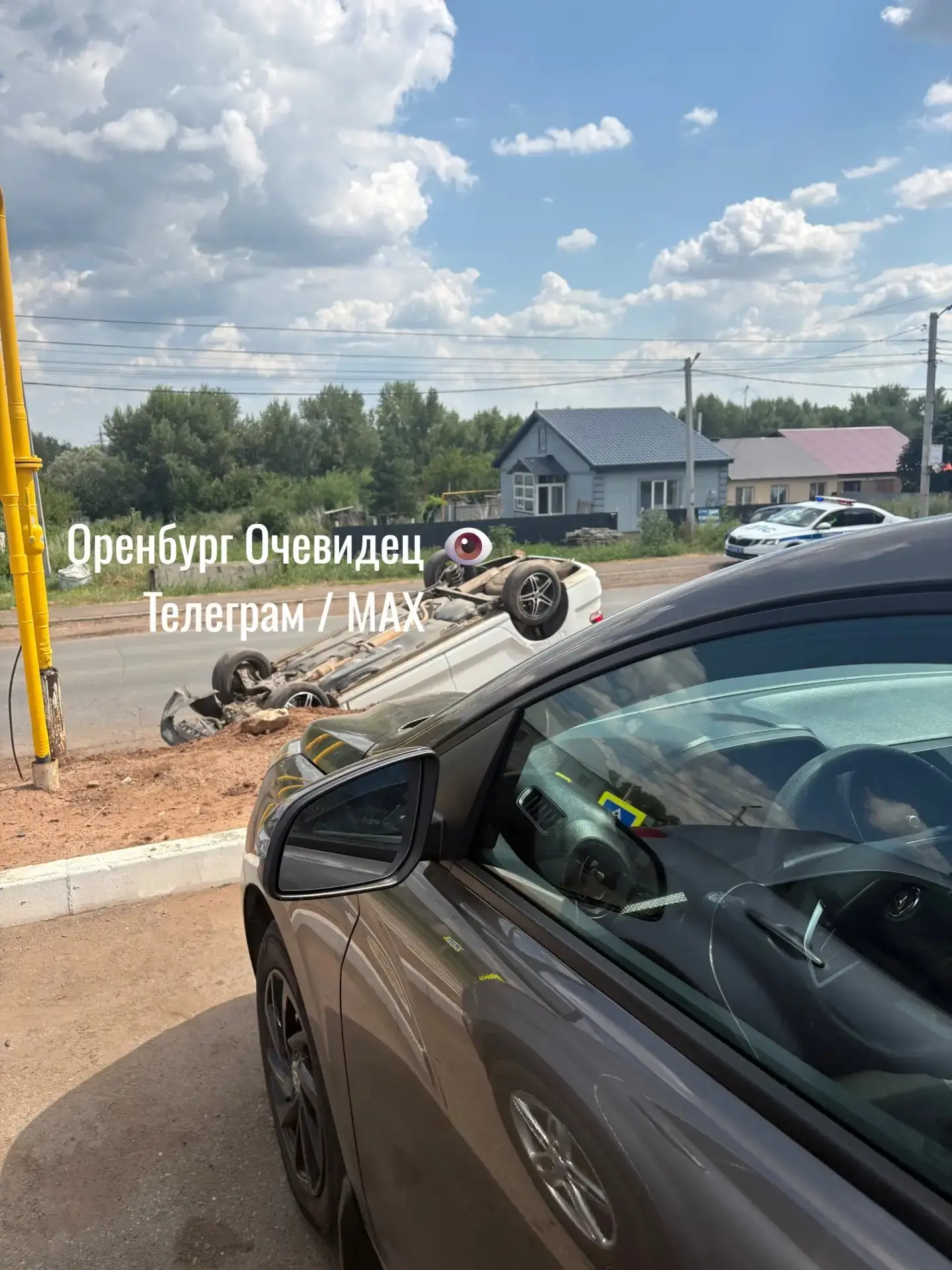 В поселке имени Ленина, Оренбургского района перевернулся автомобиль