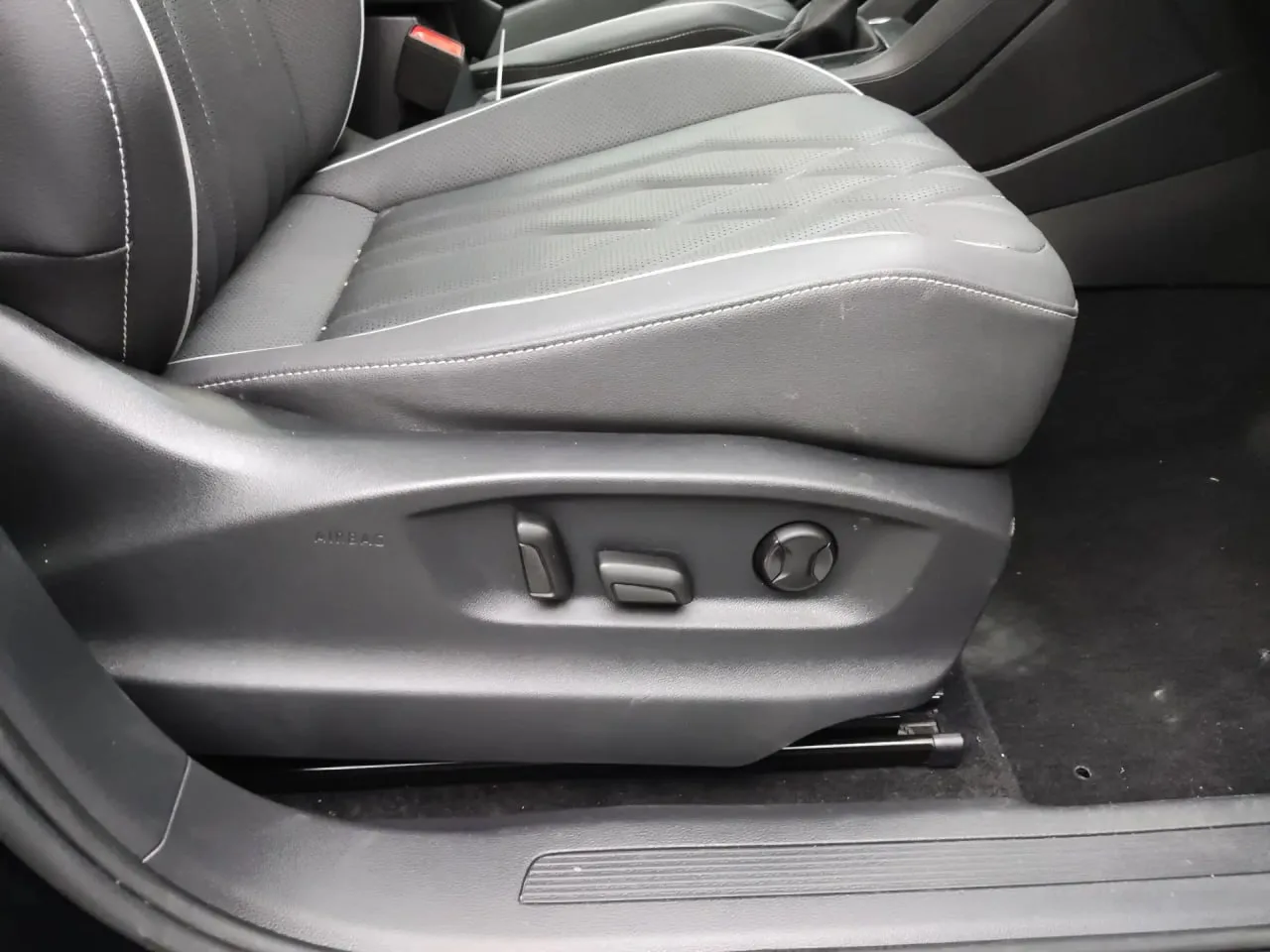 В ПРОДАЖЕ🔽 VOLKSWAGEN TIGUAN L 280TSI 2023 мод. год из Китая!  • Год выпуска: 2022/12 • Производител