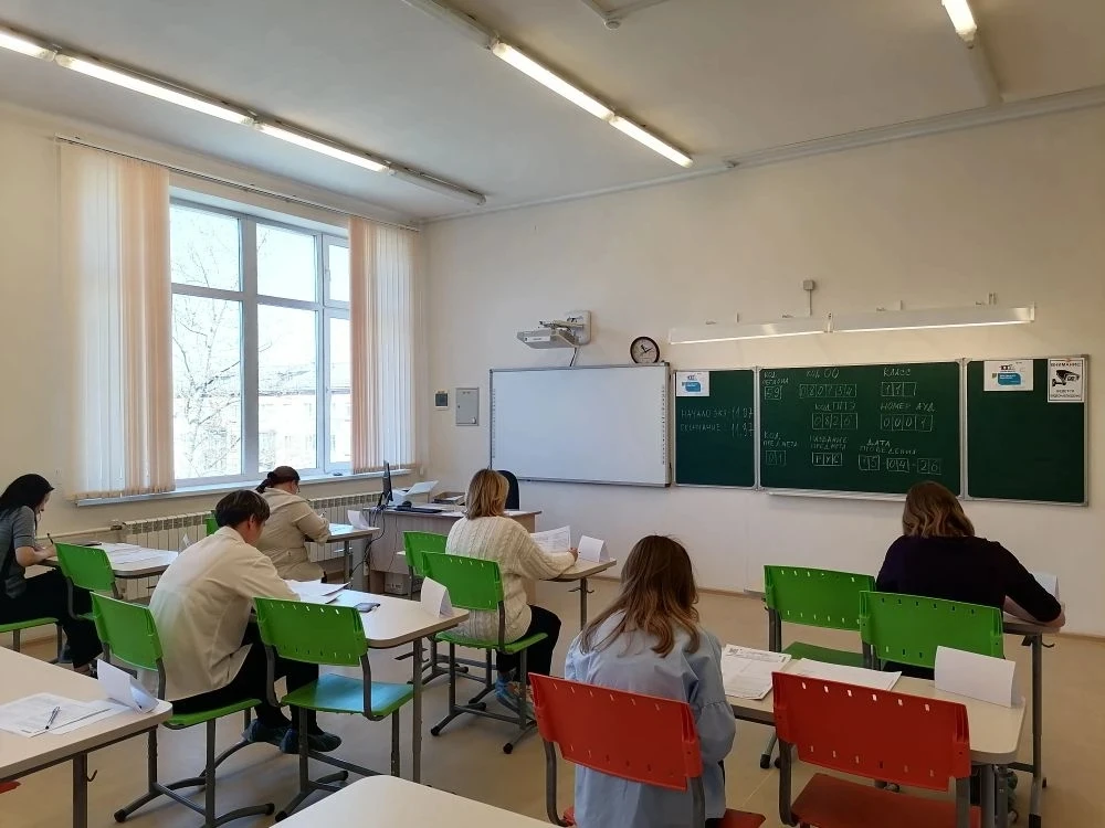 Сдаём ЕГЭ вместе👨‍👩‍👦  ✨️15 апреля в нашей школе прошла Всероссийская акция «Сдаем вместе. День сдач