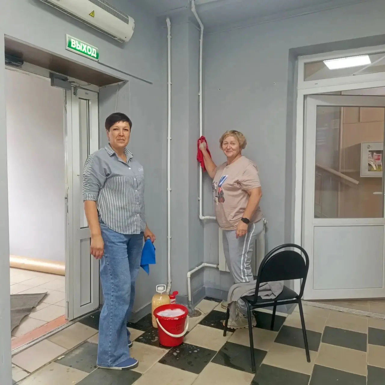Порядок своими руками: как в нашем техникуме  готовились к новому учебному году
