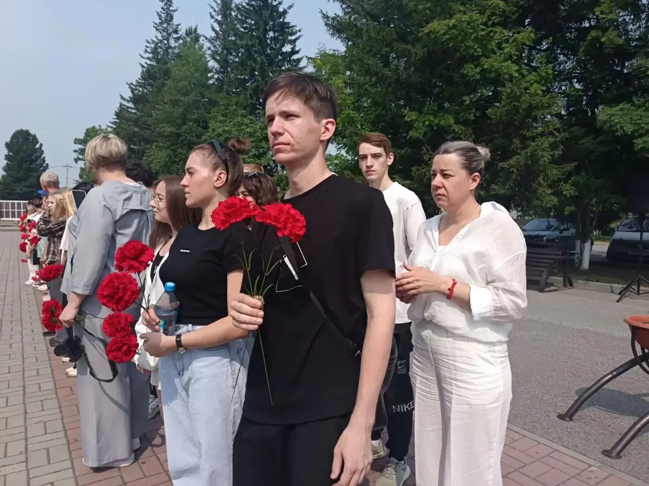 🕯️ 22 июня — День памяти и скорби. В этот день, в 4 часа утра, началась война, унесшая миллионы жиз