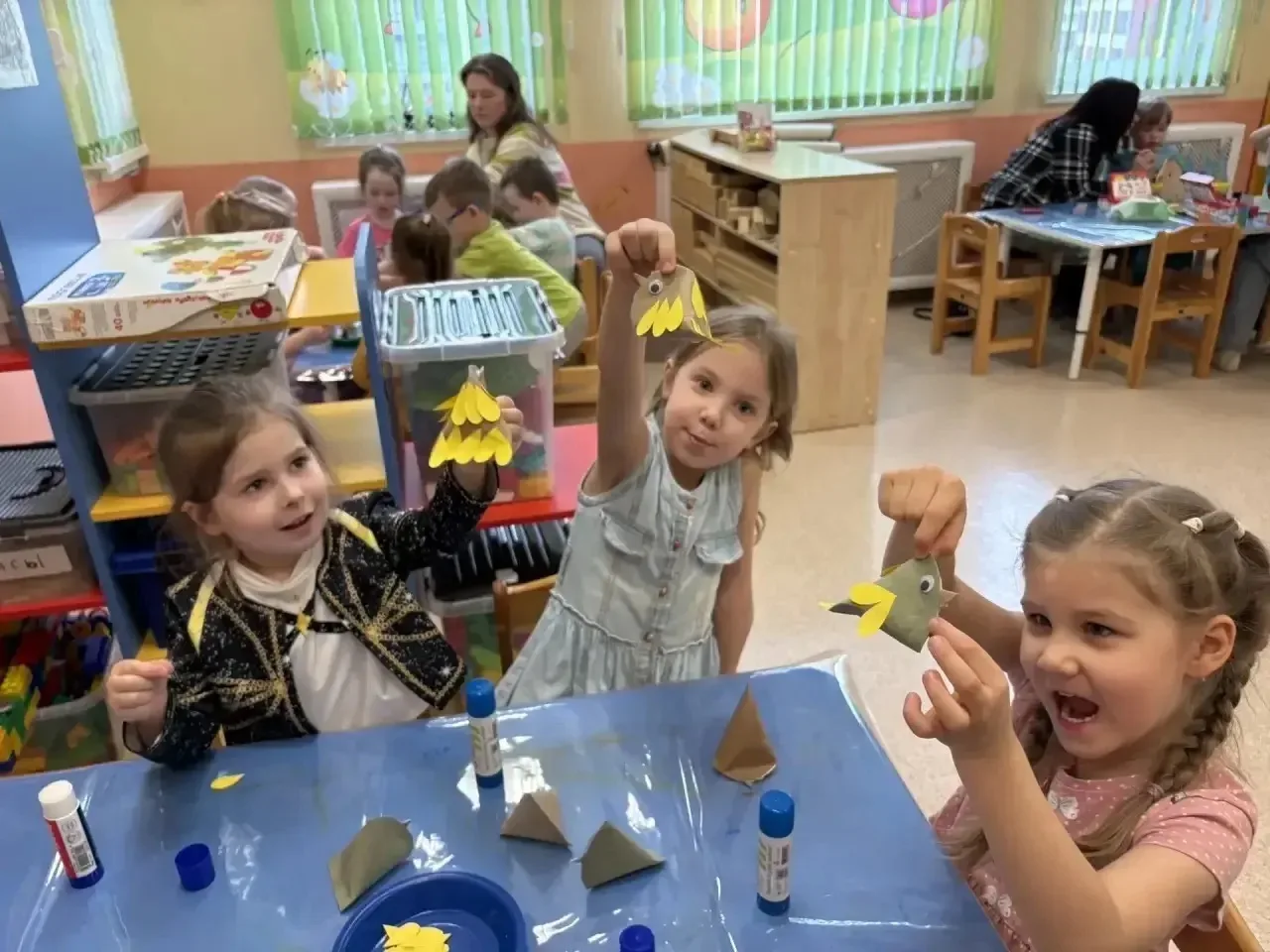 🌻В средней группе 21 «Пчёлка» 🐝прошел мастер‑класс для родителей воспитанников.  🌻Цель мероприятия —