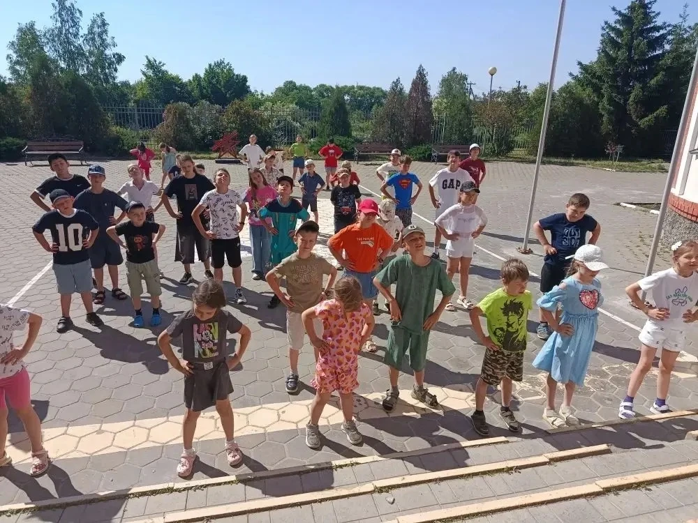 ☀️ Прощаемся с первой сменой лагеря! ☀️

Кажется, только вчера мы открывали первую смену пришкольног
