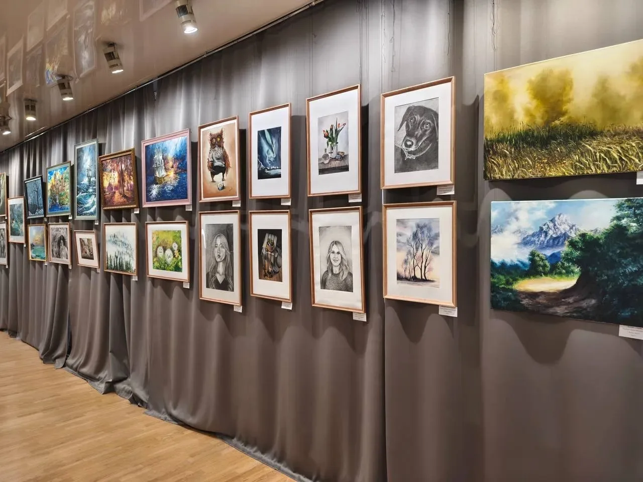 🎨Выставка педагогов

Преподаватели Детской школы искусств п. Монгохто представили свои работы на вы