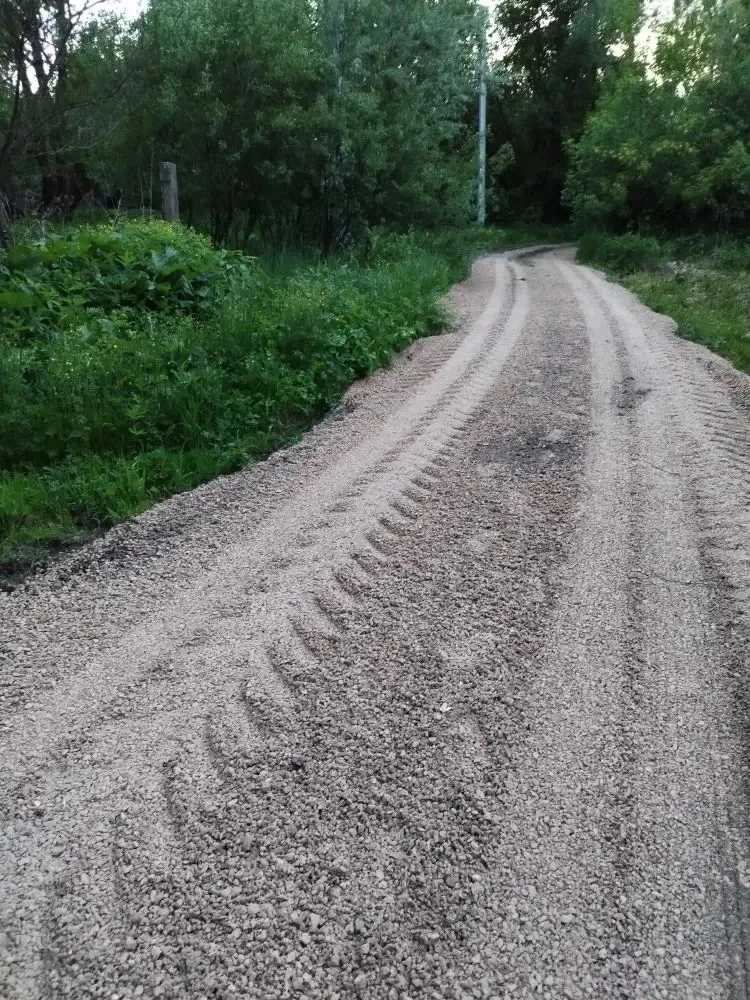 Продолжаем благоустройство подъездных дорог