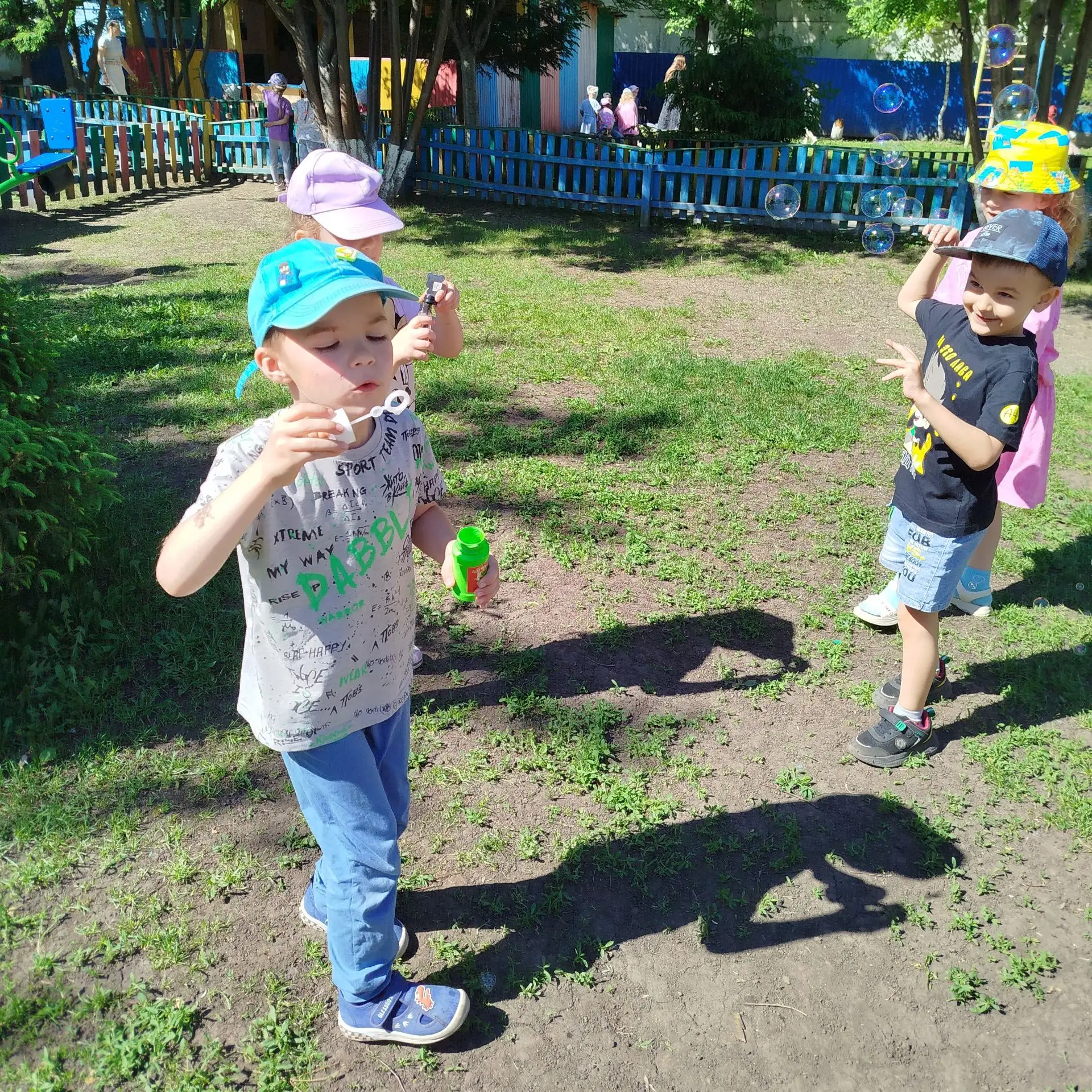 🌞Лето в детском саду - самое яркое и долгожданное время для ребят! Пока июньское солны...