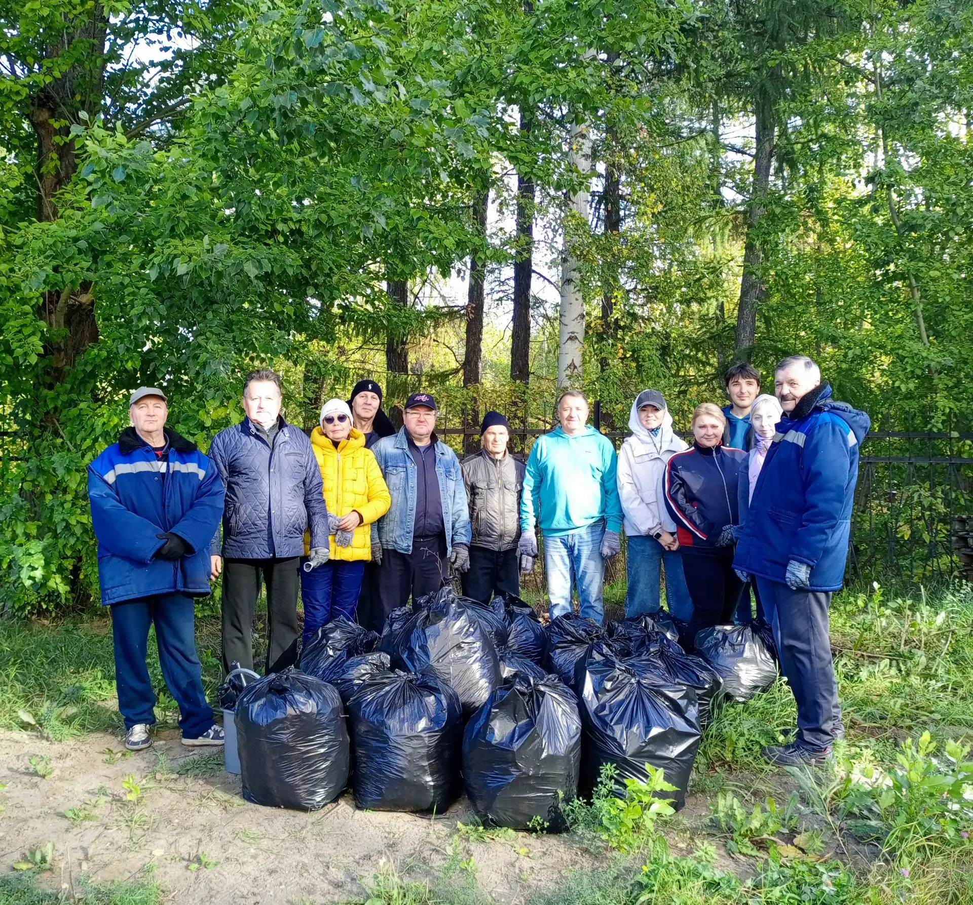 🌿Спортивный комплекс «Юность» принял активное участие в субботнике 26 сентября!