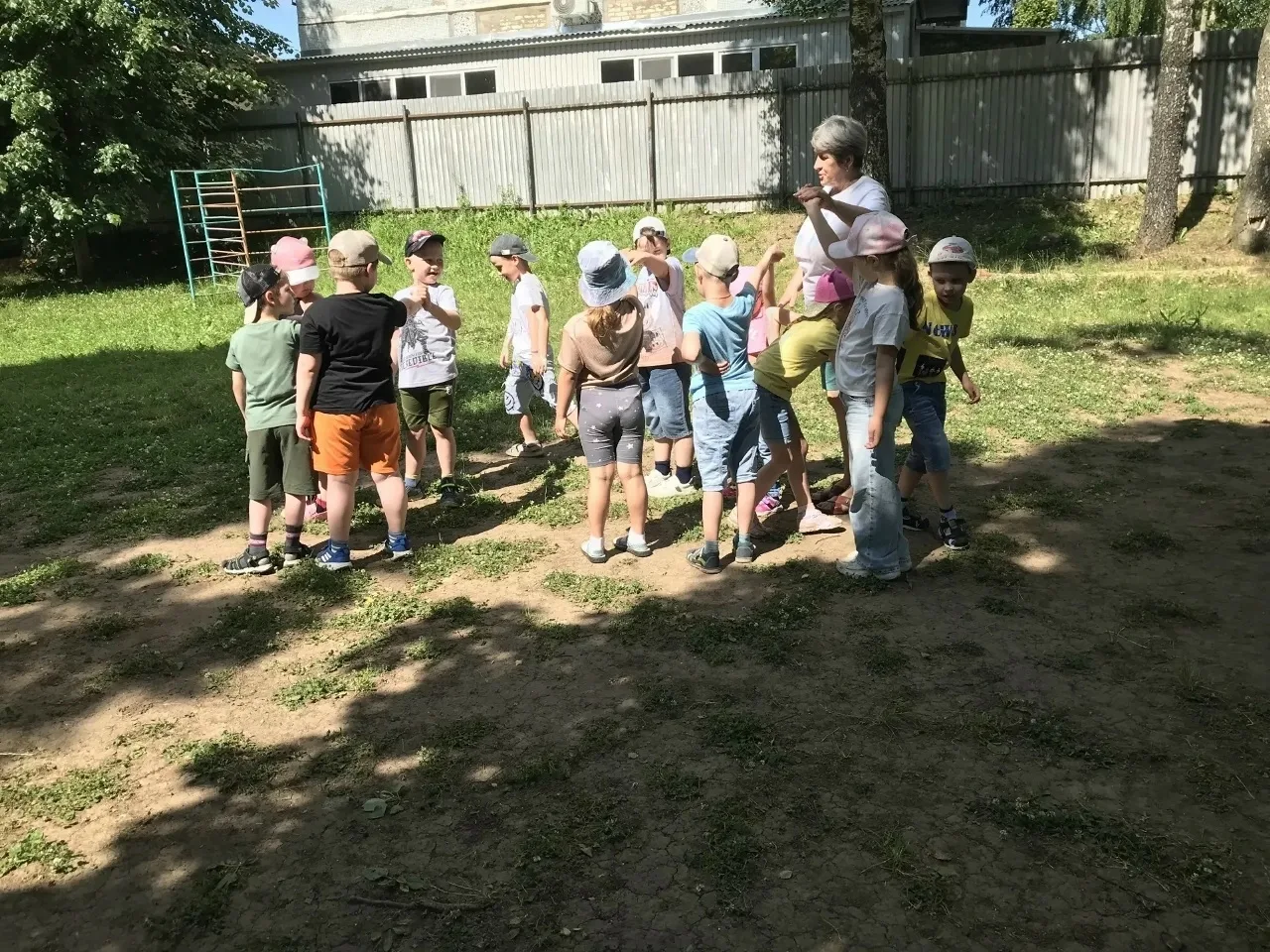 Подвижные игры на свежем воздухе: заряжаем детей энергией! ☀️