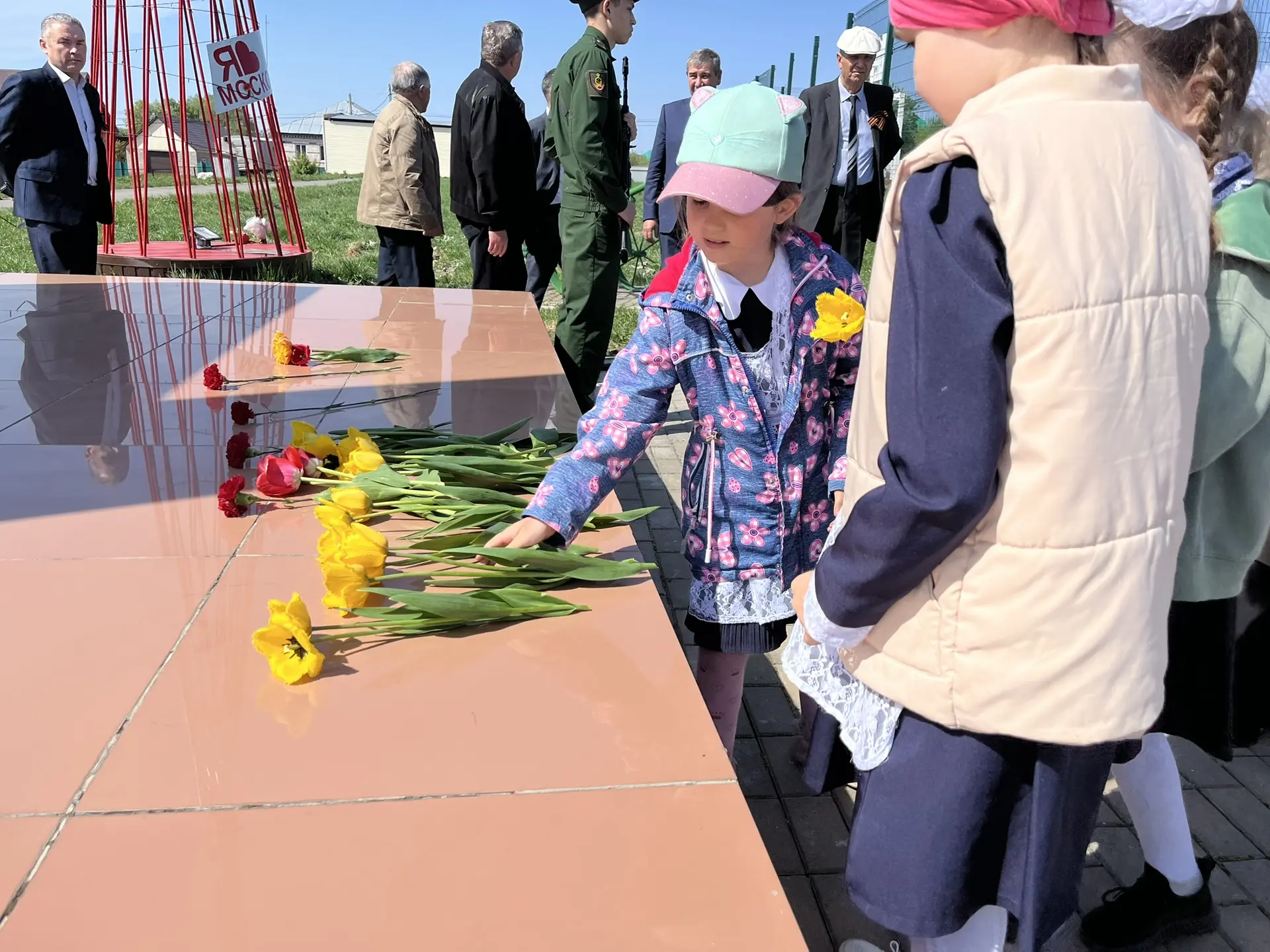 В канун Дня Победы наша традиция вновь объединила нас — состоялось возложение венка и ц...