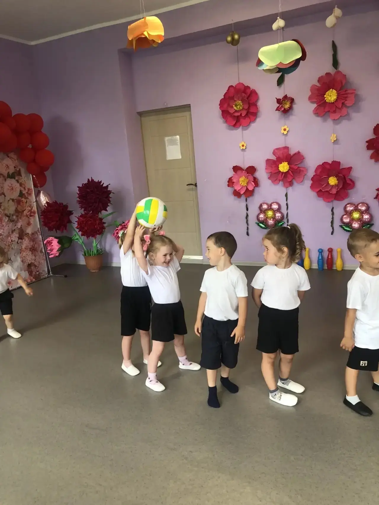 Полюбуйтесь, поглядите