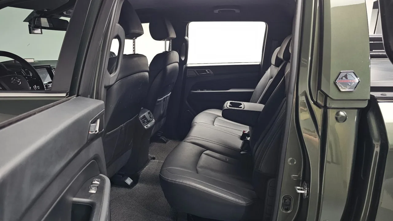 🚘 SsangYong Rexton Khan